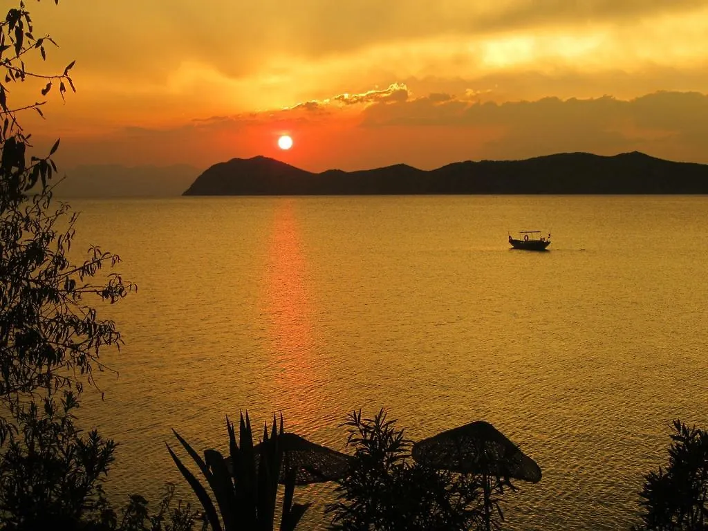 Guest house Saranda Pension Sogut