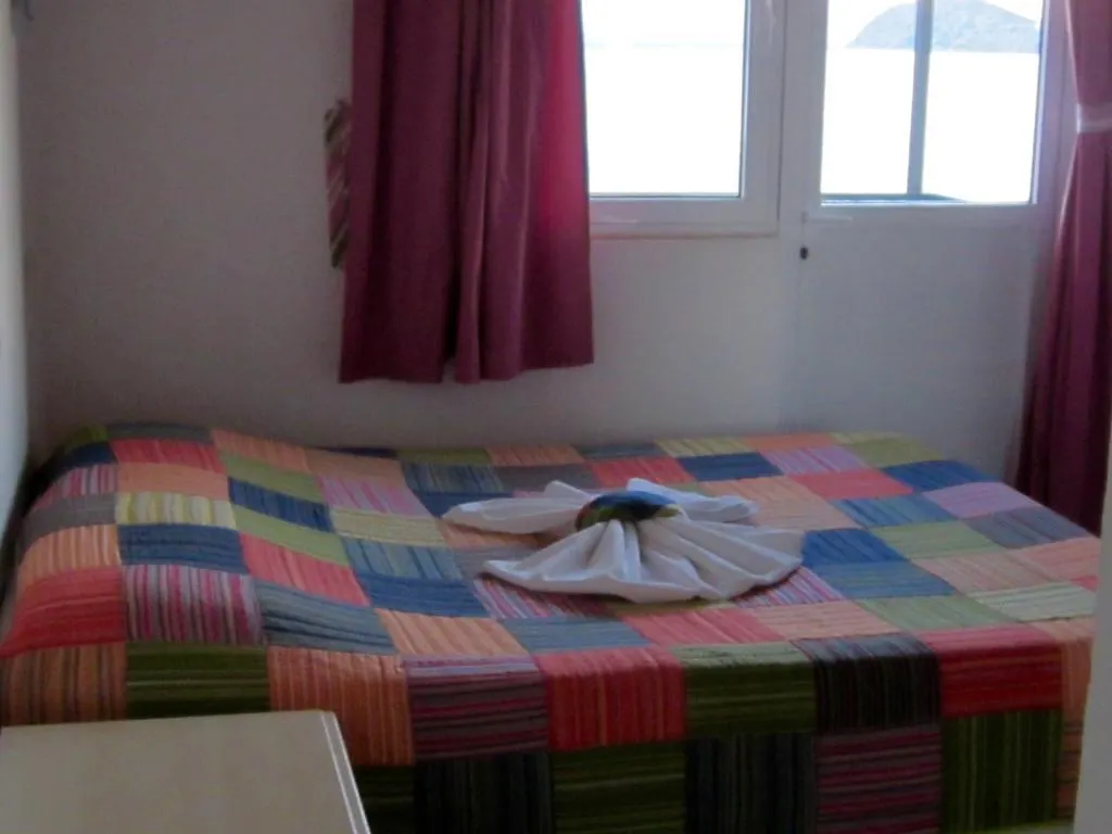 Guest house Saranda Pension Sogut